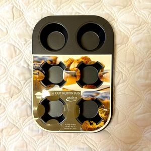 New - Unico Set of  6 Cup Muffin Pans